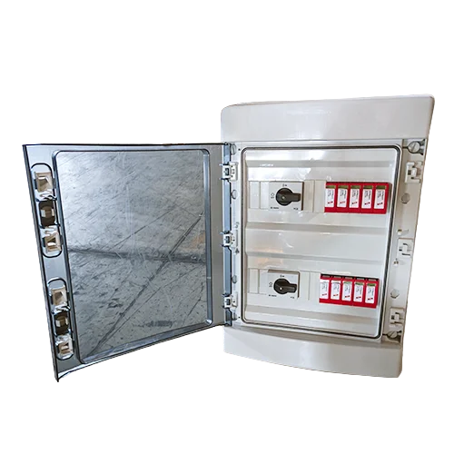 Caja combinadora Merz, 4 MPPTs, 8 entradas, 8 salidas, 16A, 1005VDC con supresor